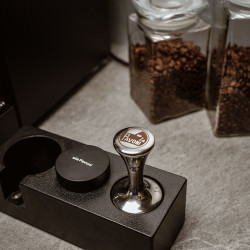 La Pavoni Leveler – Professionaalne kohvi jaotaja (must)