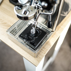 Varia AKU – digitaalne barista kaal (must)